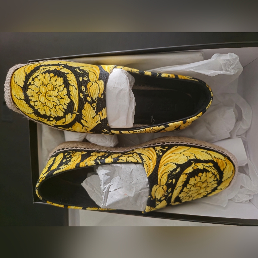 VersaceBarocco-Print Canvas Espadrilles